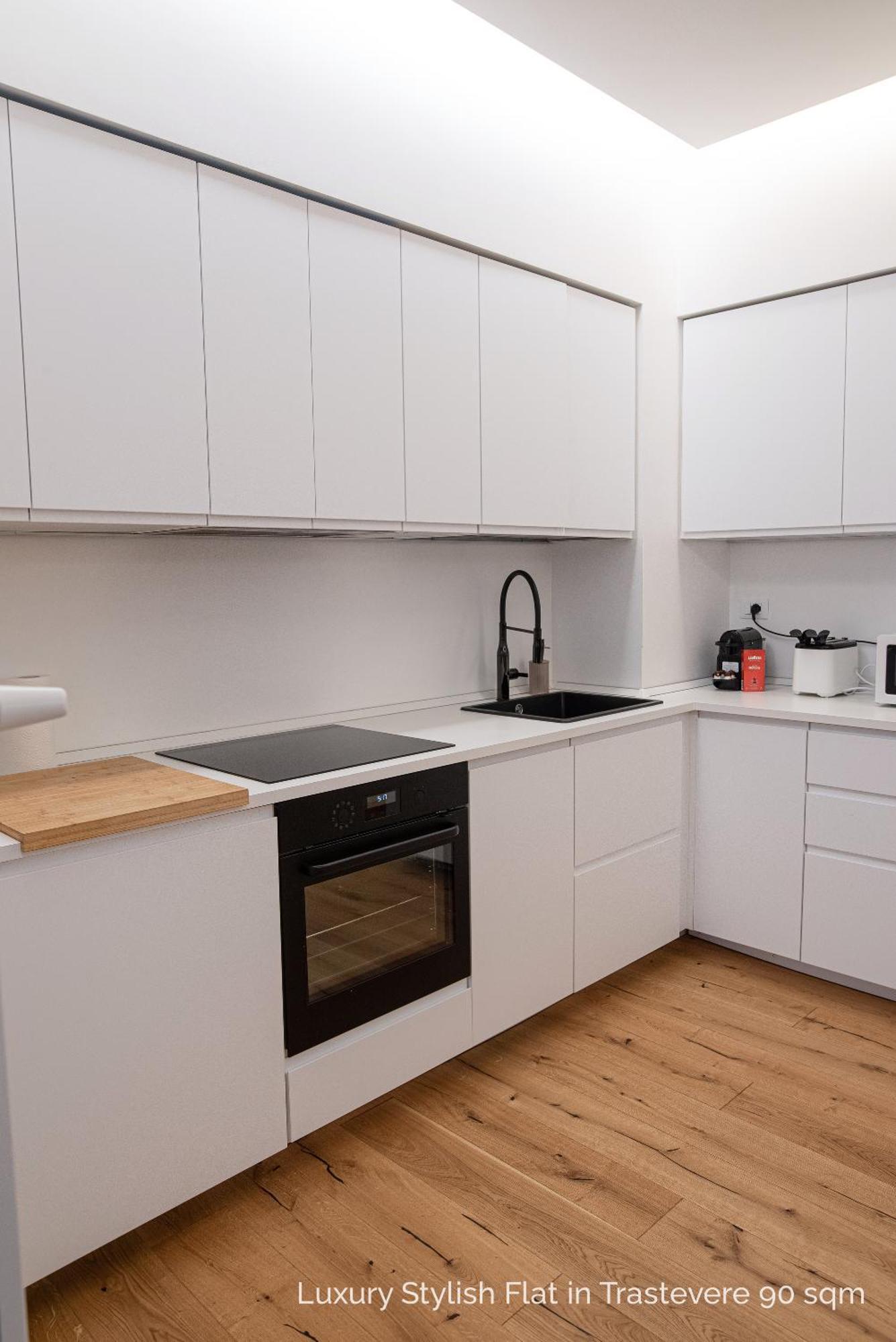 La Dolce Vita - Luxury Stylish Flats In Trastevere 70-90Sqm Рим Екстериор снимка