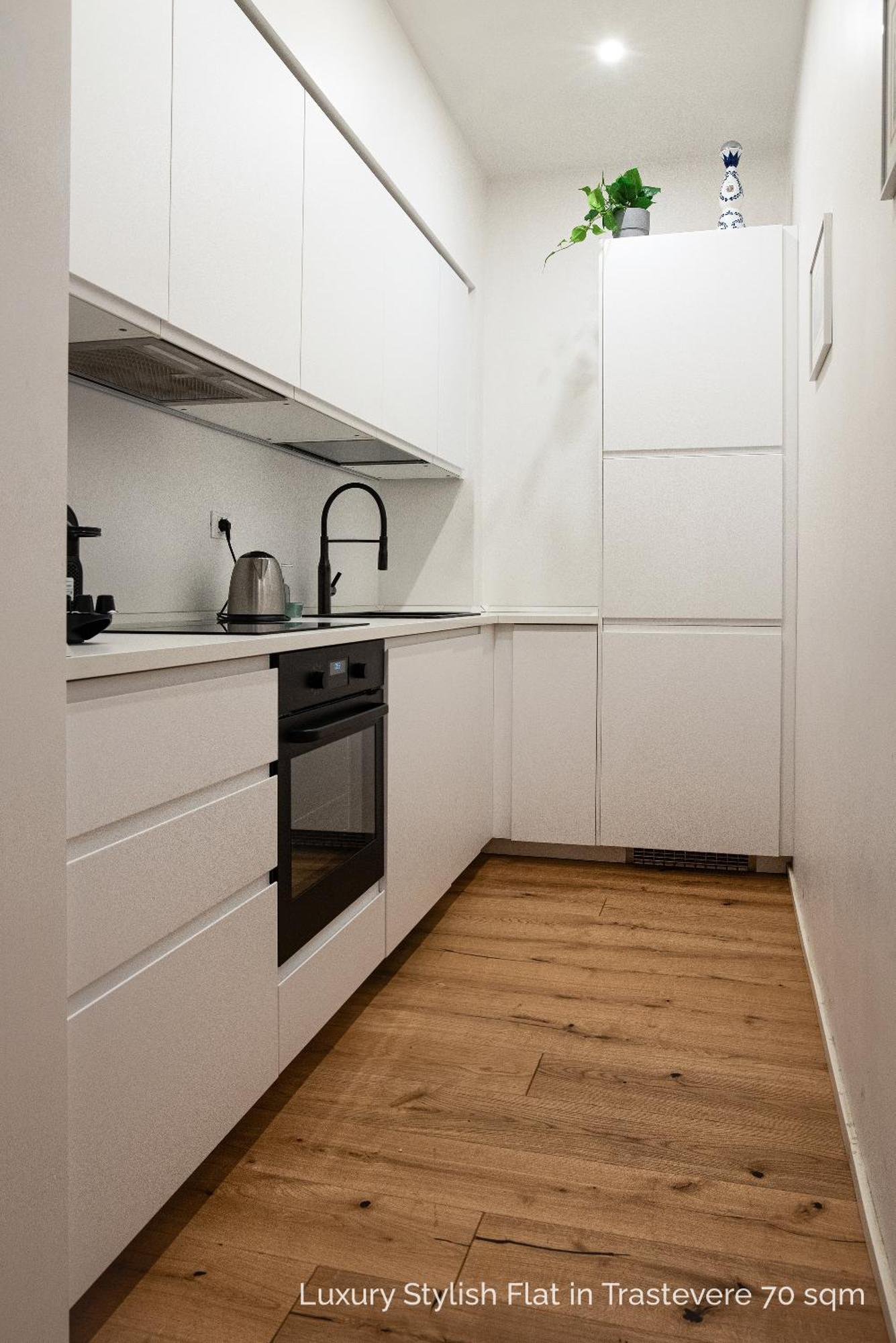 La Dolce Vita - Luxury Stylish Flats In Trastevere 70-90Sqm Рим Екстериор снимка